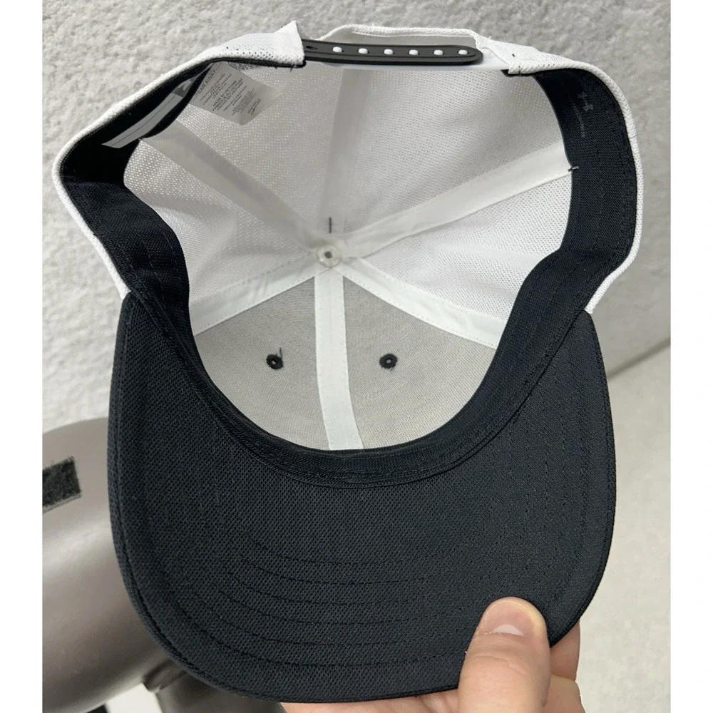 Under Armour Boys Adjustable Black Blitzing Trucker Hat